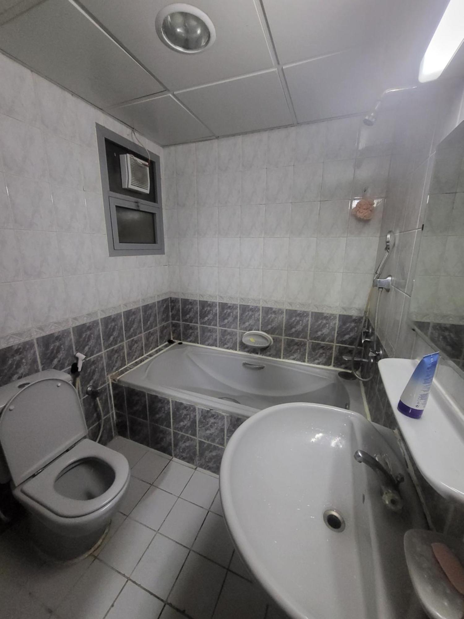 Corniche Full Studio Apartment Abu Dabi Dış mekan fotoğraf