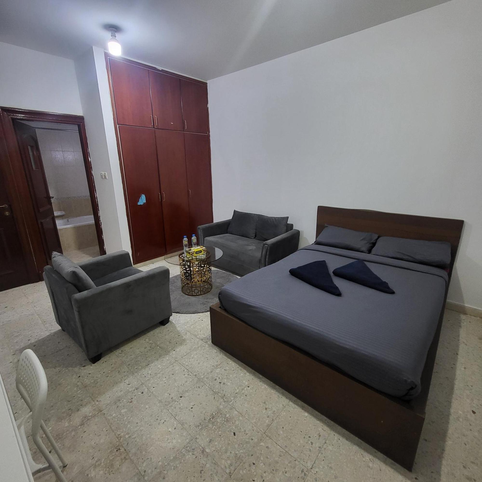 Corniche Full Studio Apartment Abu Dabi Dış mekan fotoğraf
